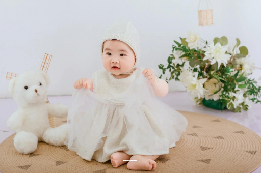 新乡孕妇几个月开始显怀